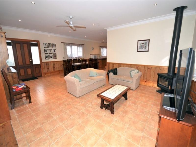 9 High Street, Bannockburn VIC 3331