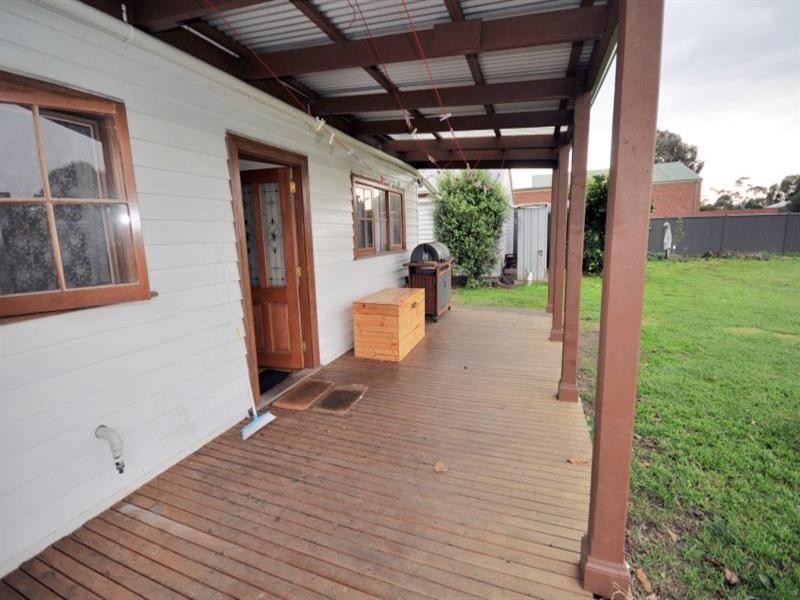 9 High Street, Bannockburn VIC 3331