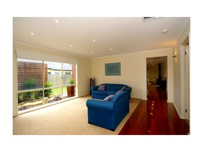 14 James Place, Bannockburn VIC 3331