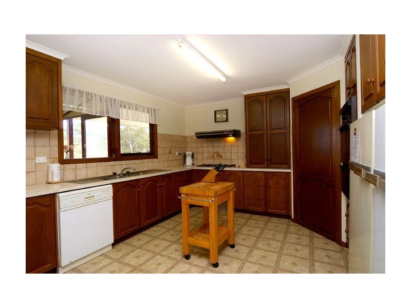 19 Peel Road, Inverleigh VIC 3321