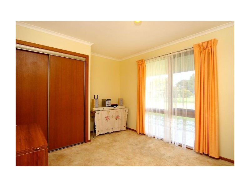 19 Peel Road, Inverleigh VIC 3321