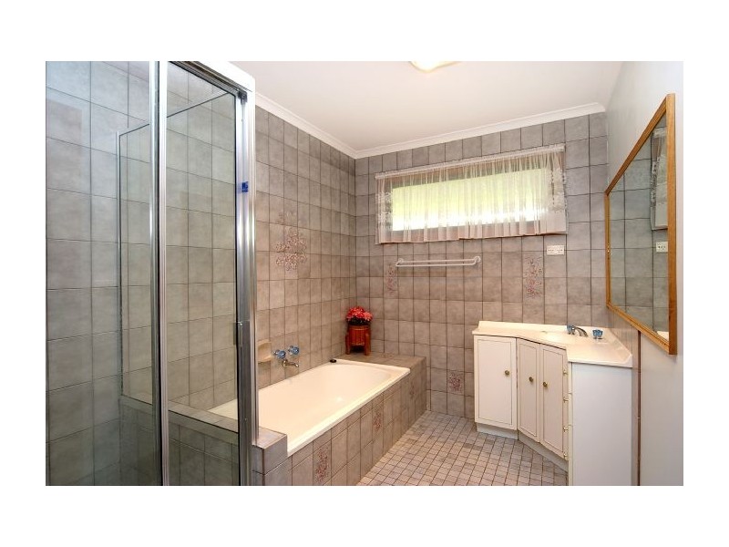 19 Peel Road, Inverleigh VIC 3321