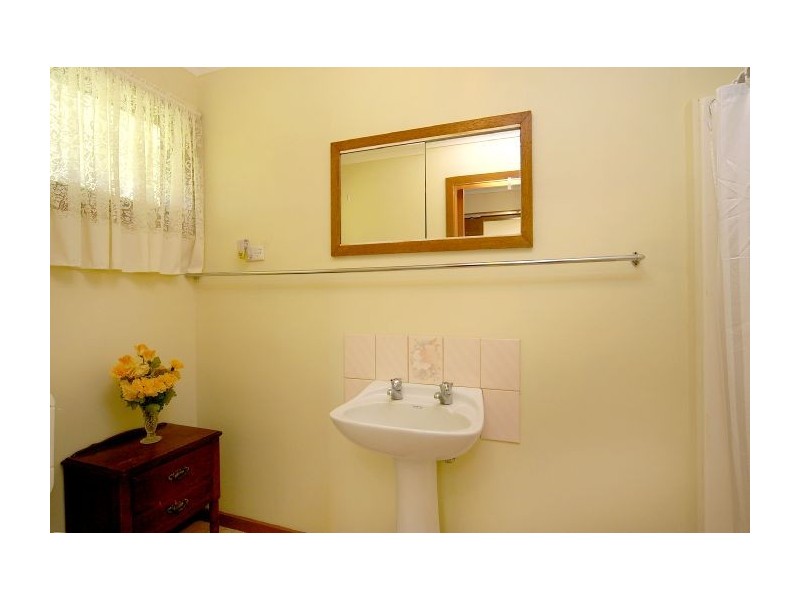 19 Peel Road, Inverleigh VIC 3321