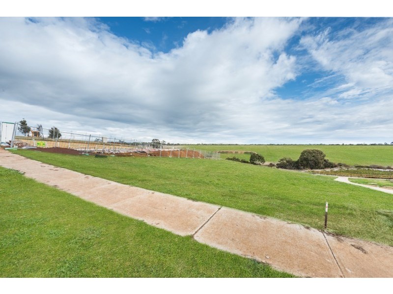 61 Rosemond Way, Bannockburn VIC 3331