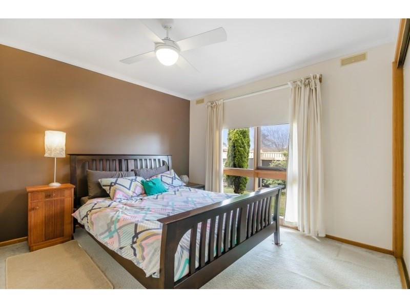 8 Bren Court, Corio VIC 3214