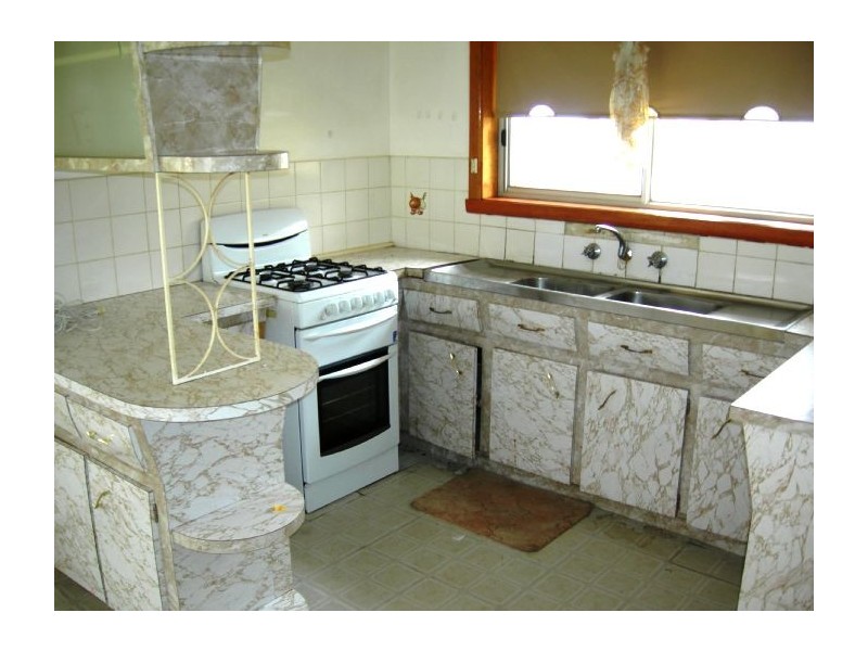 21 Dunloe Avenue, Norlane VIC 3214