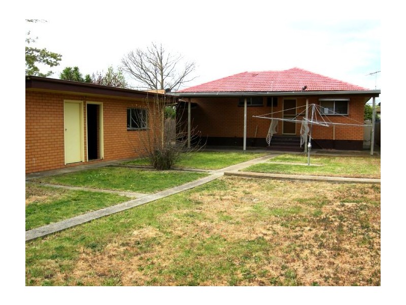 21 Dunloe Avenue, Norlane VIC 3214