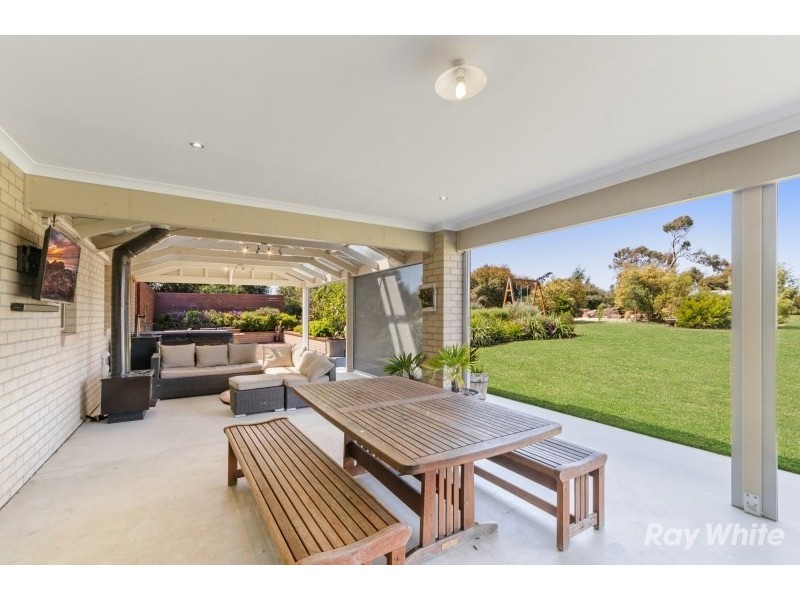 18 Macrossan Avenue, Bannockburn VIC 3331