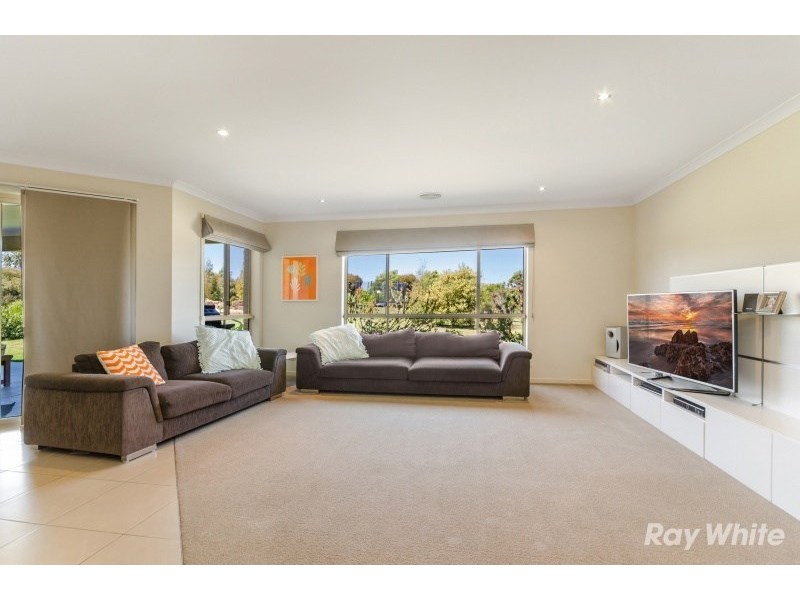 18 Macrossan Avenue, Bannockburn VIC 3331