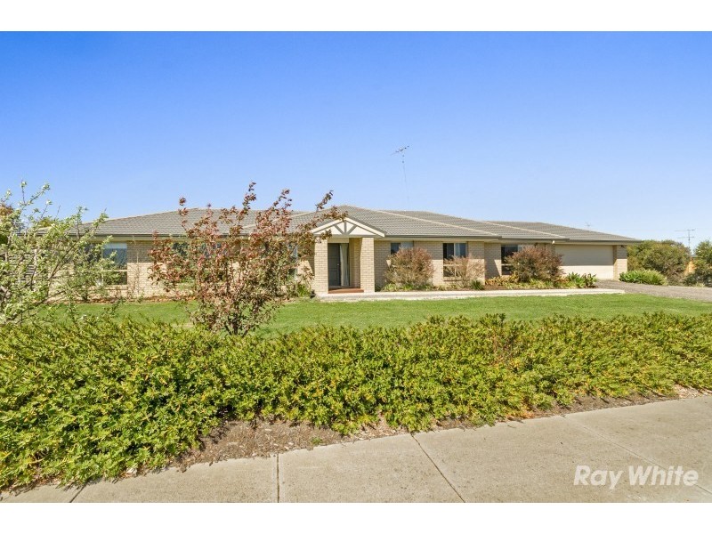 18 Macrossan Avenue, Bannockburn VIC 3331