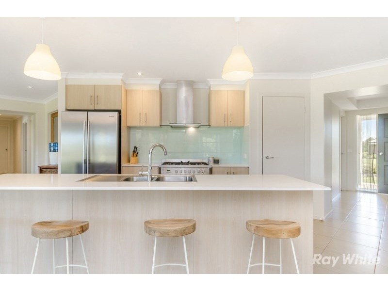 18 Macrossan Avenue, Bannockburn VIC 3331