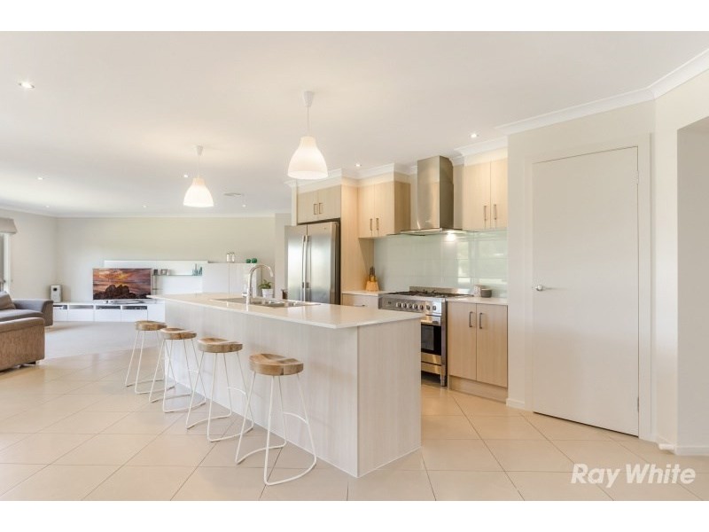 18 Macrossan Avenue, Bannockburn VIC 3331