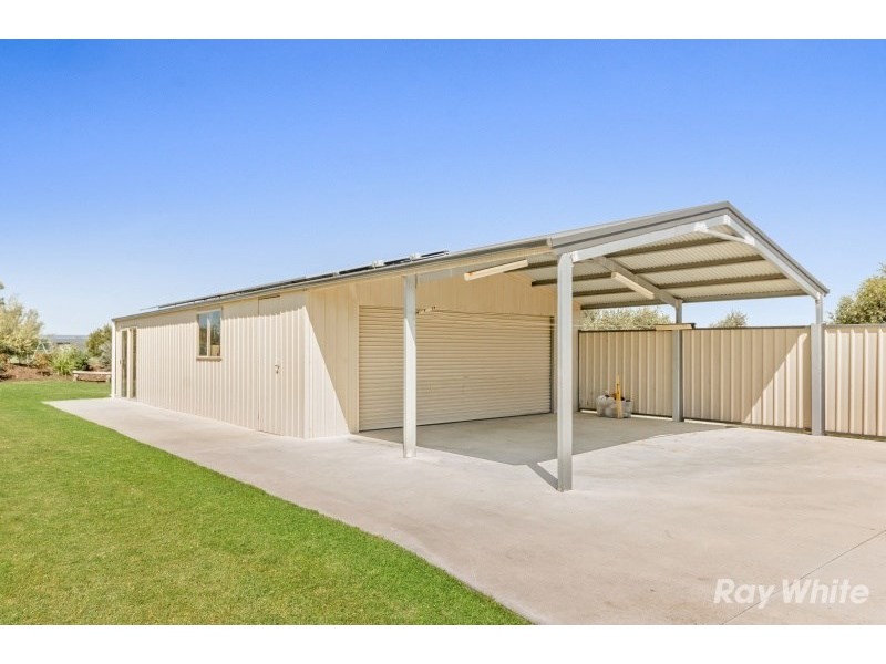 18 Macrossan Avenue, Bannockburn VIC 3331