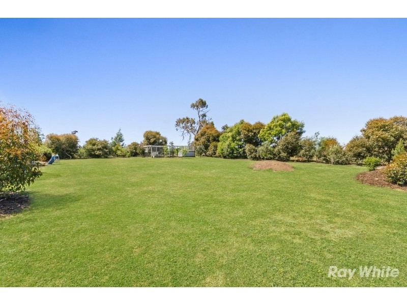 18 Macrossan Avenue, Bannockburn VIC 3331