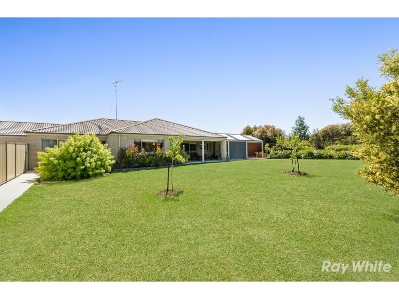 18 Macrossan Avenue, Bannockburn VIC 3331