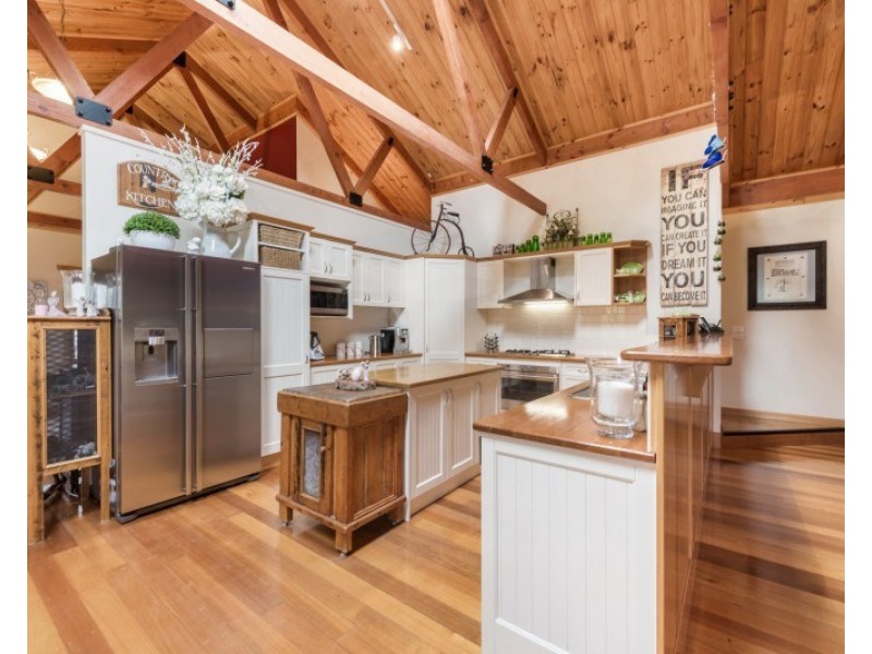 184 Common Road, Inverleigh VIC 3321