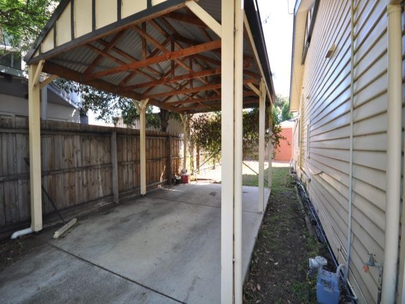 2 Coral Close, Hamlyn Heights VIC 3215