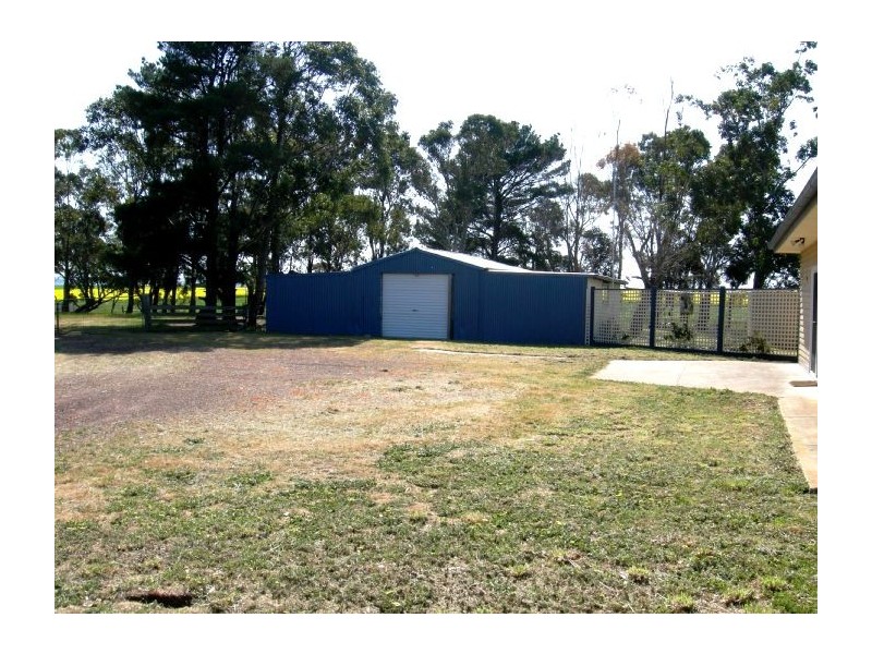 1519 Mount-Mercer Road, Shelford VIC 3329