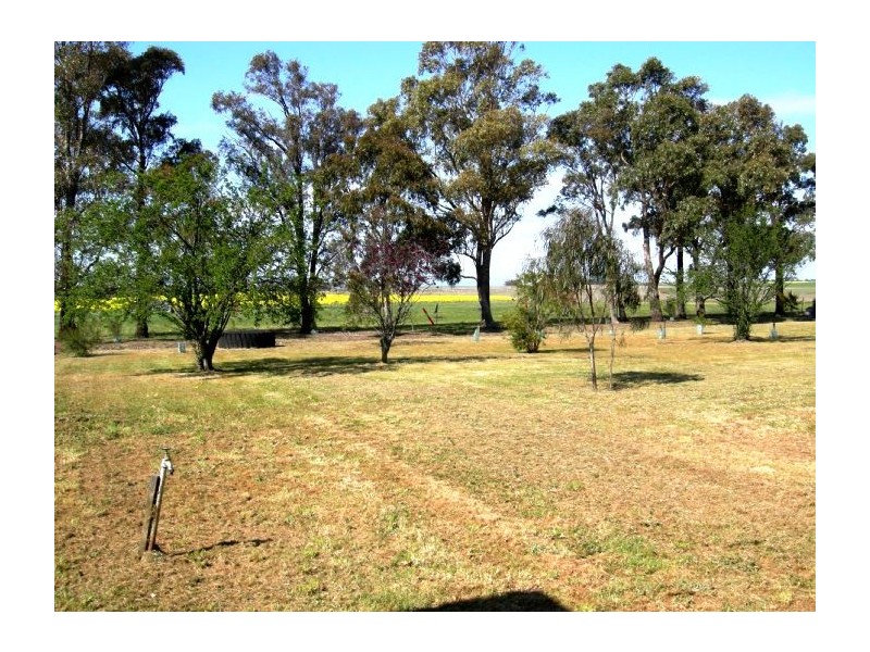1519 Mount-Mercer Road, Shelford VIC 3329