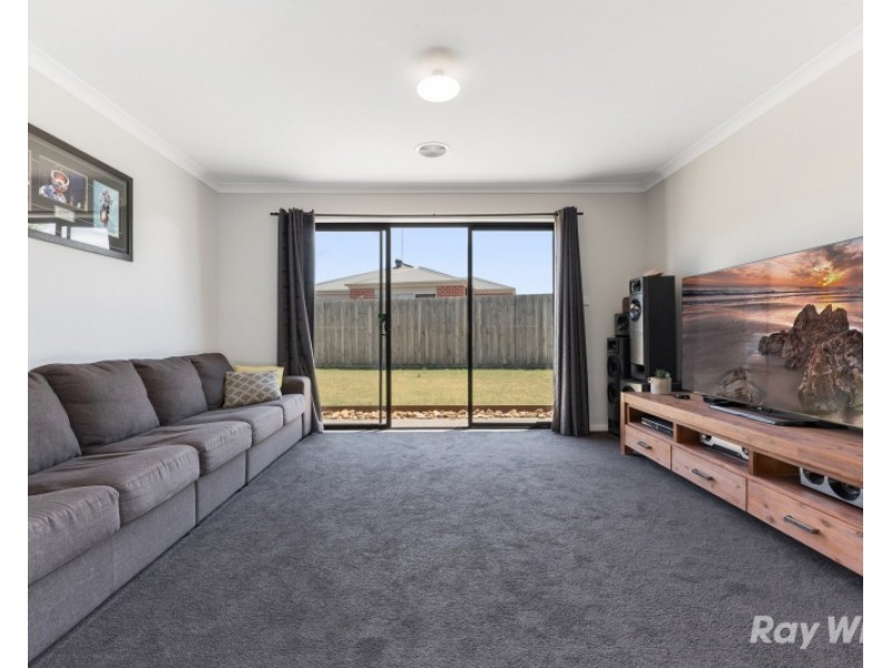 43 Willowbrae Way, Bannockburn VIC 3331
