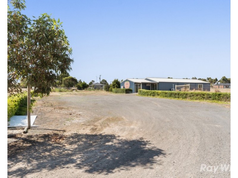 2710 Midland Highway, Lethbridge VIC 3332