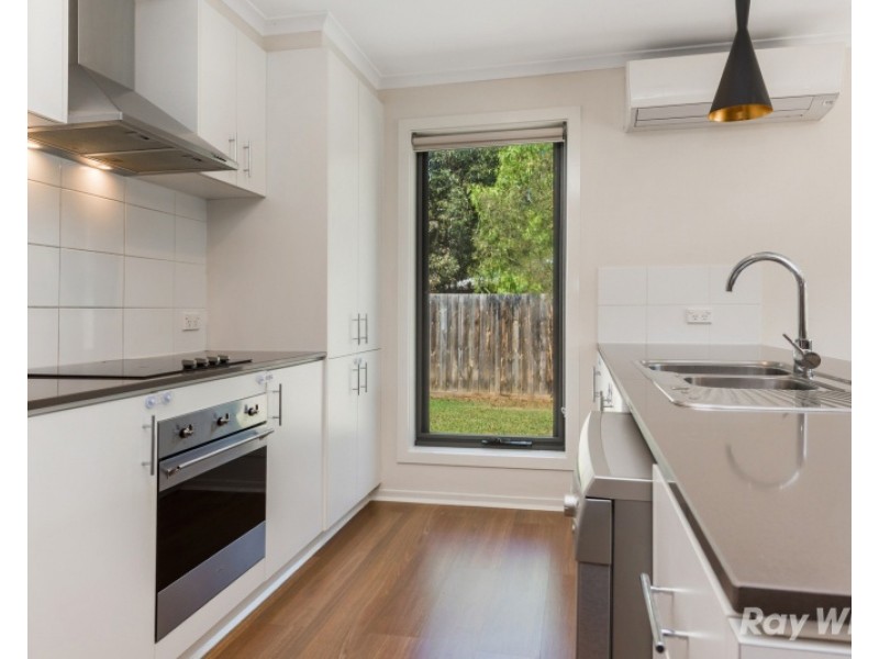 6 Glastonbury Close, Bannockburn VIC 3331