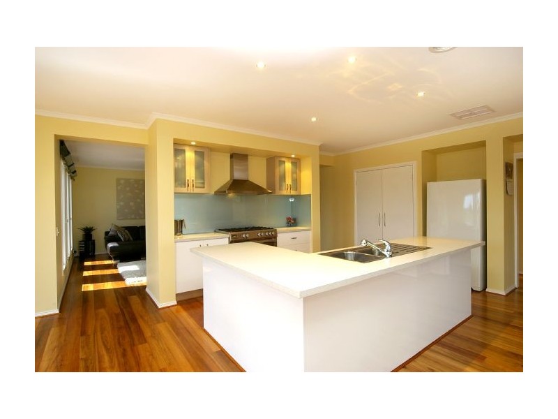 94 Yverdon Drive, Bannockburn VIC 3331