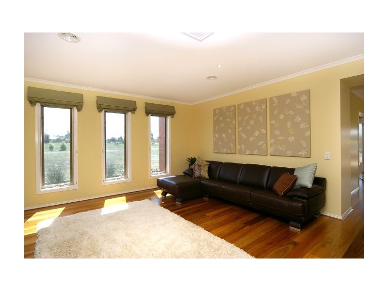 94 Yverdon Drive, Bannockburn VIC 3331