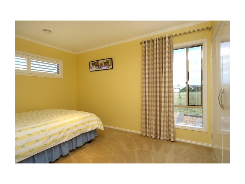 94 Yverdon Drive, Bannockburn VIC 3331