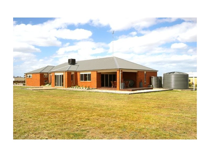 94 Yverdon Drive, Bannockburn VIC 3331