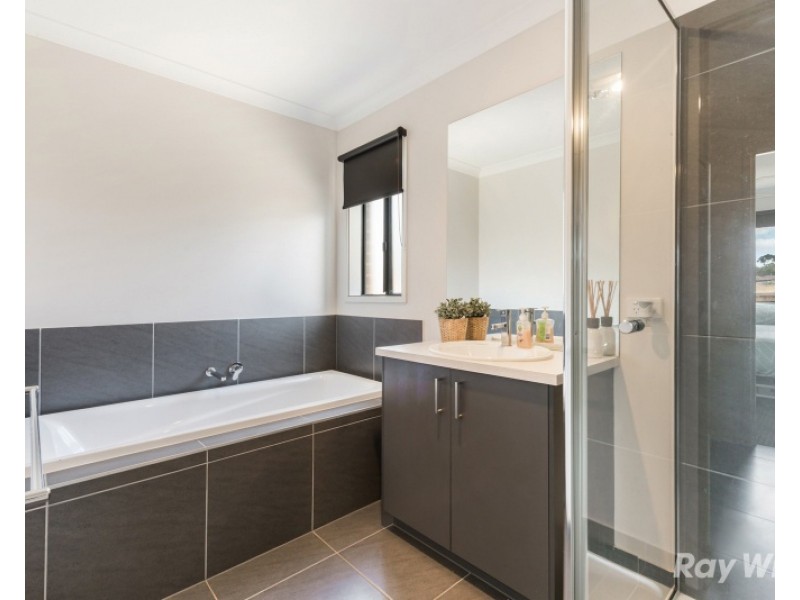22 Kernot Street, Bannockburn VIC 3331