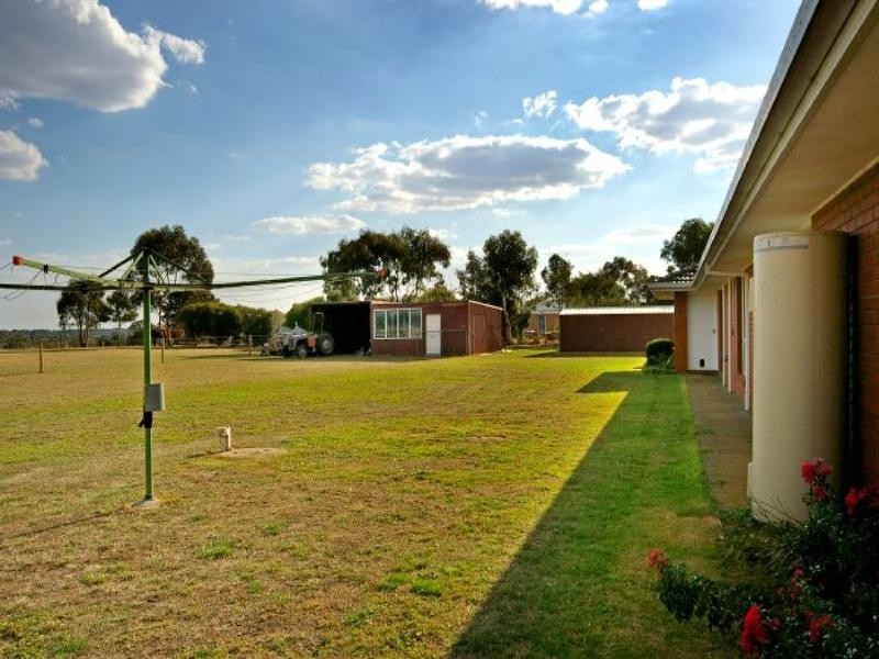 9 Rankin Road, Inverleigh VIC 3321
