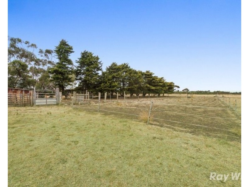 275 Tall Tree Road, Lethbridge VIC 3332