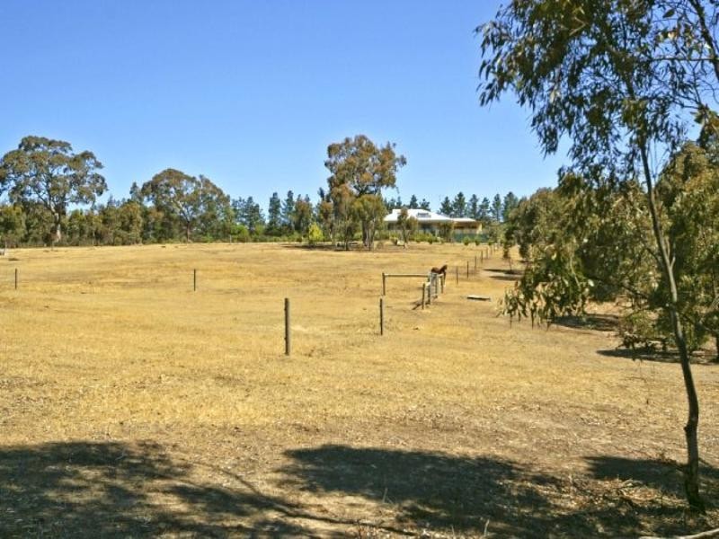 172 Pioneer Ridge Road, Meredith VIC 3333