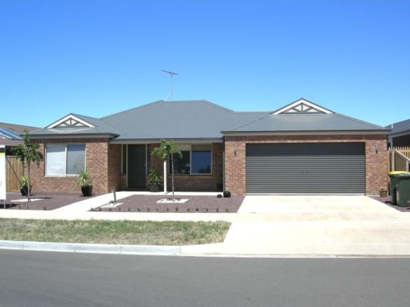 19 Dardel Drive, Bannockburn VIC 3331