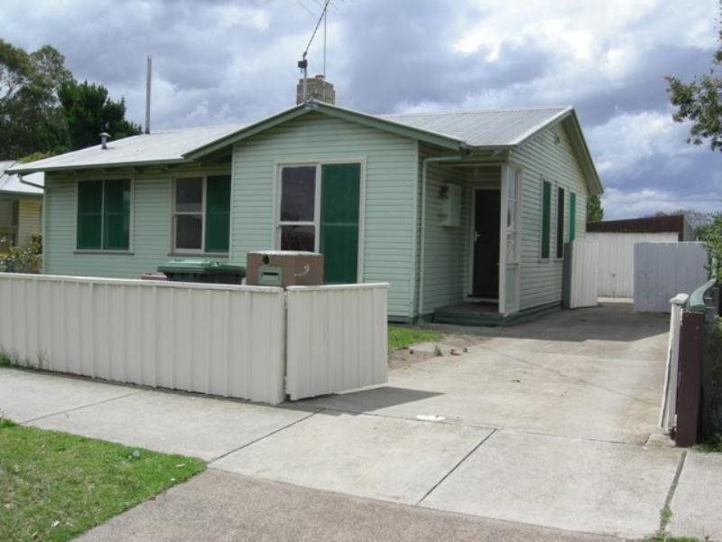 10 Salvia Street, Norlane VIC 3214