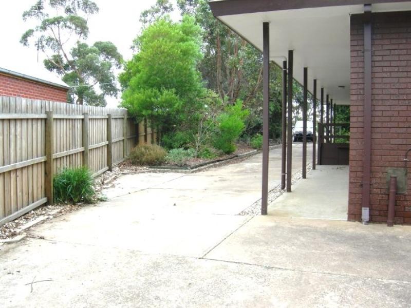 19 Noyes Road, Lethbridge VIC 3332
