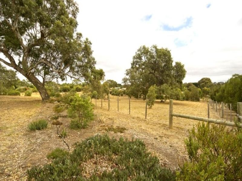 4 Todd Street, Teesdale VIC 3328