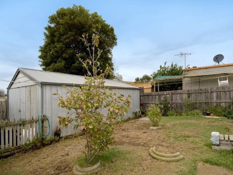 43 Kinlock Street, Bell Post Hill VIC 3215
