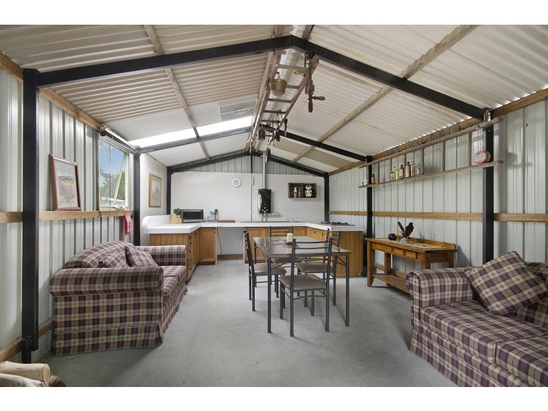 17 Ford Road, Rokewood VIC 3330