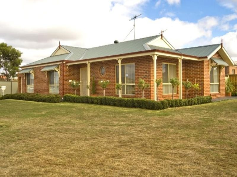 33 Dalcruin Drive, Bannockburn VIC 3331