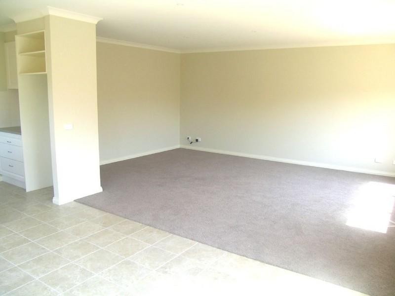 Unit 2/25 Burnside Road, Bannockburn VIC 3331