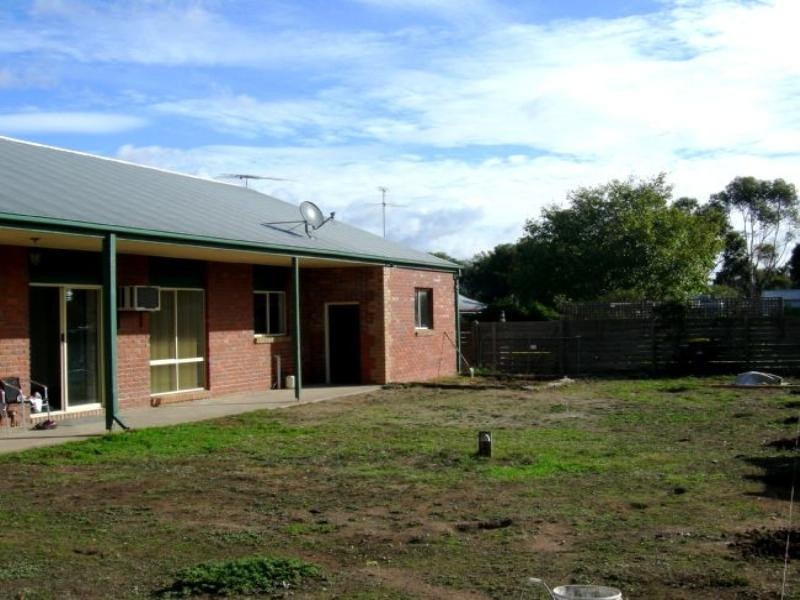 71 Earl Crescent, Bannockburn VIC 3331