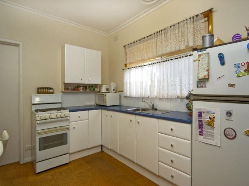 13 Banfield Street, Bell Park VIC 3215