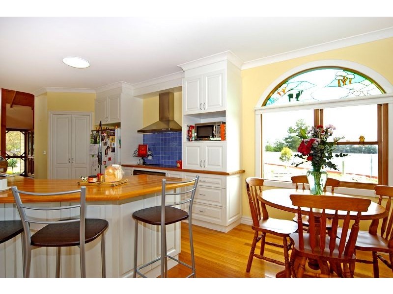 33 Parkinson Road, Morrisons VIC 3334