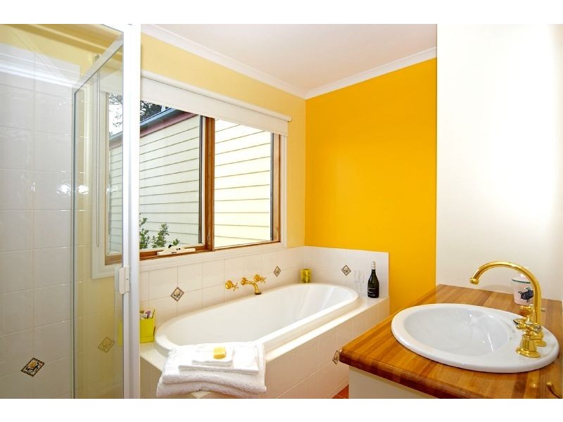 33 Parkinson Road, Morrisons VIC 3334