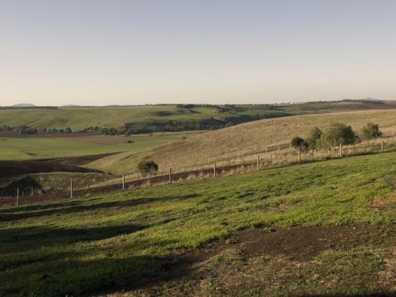 Lot 2 and 3, 16 Clyde Hill Road, Bannockburn VIC 3331