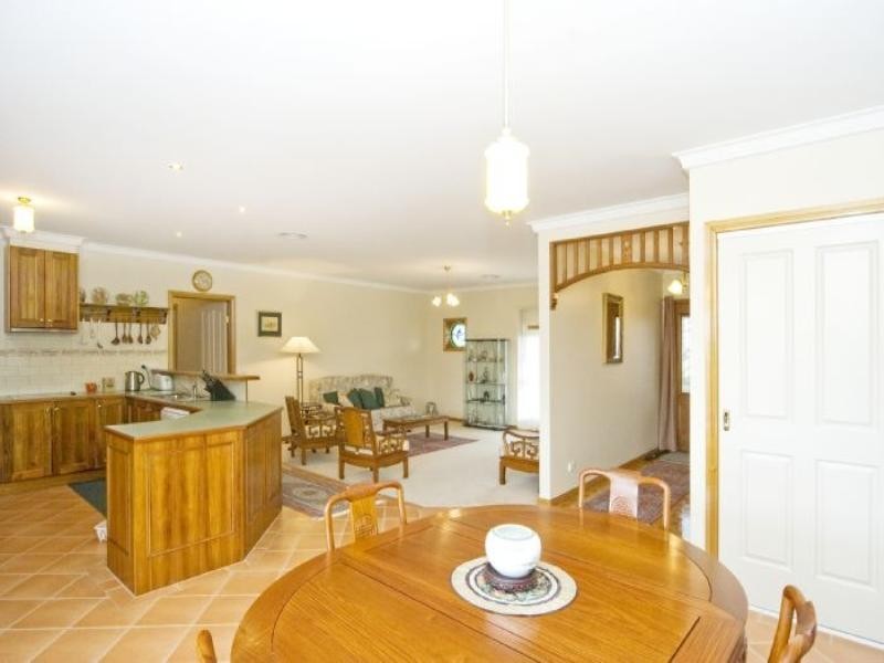 18 Inverlochy Drive, Bannockburn VIC 3331