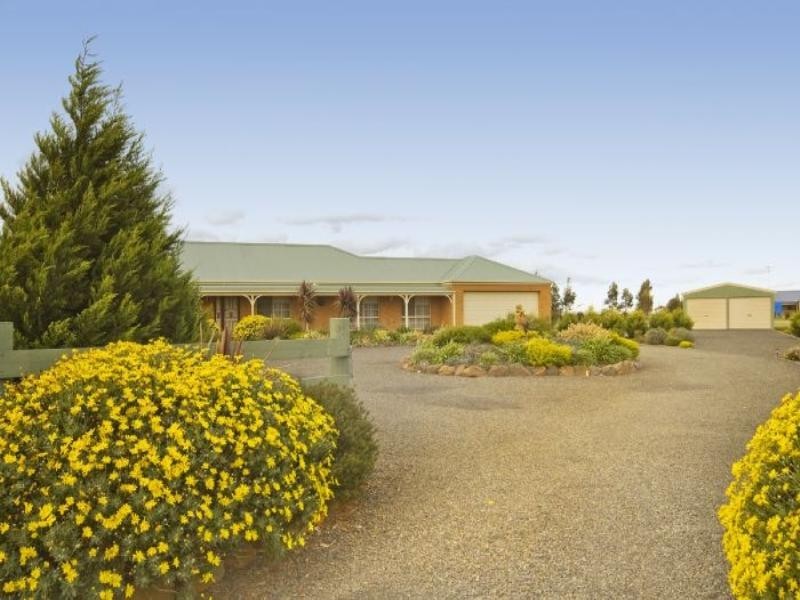 18 Inverlochy Drive, Bannockburn VIC 3331