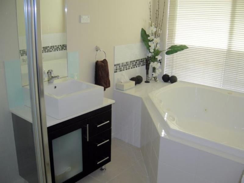 10 Oban Lane, Bannockburn VIC 3331